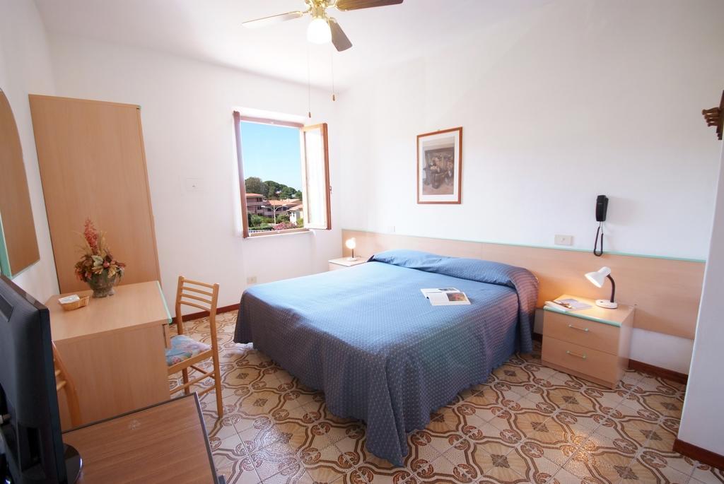Hotel Anselmi Marciana Marina  Extérieur photo